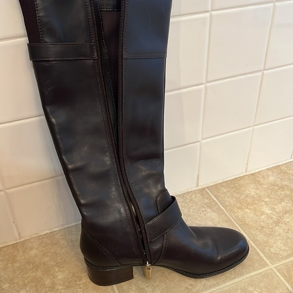 Brand new Bandolino boots. Size 6 - Picture 3 of 6